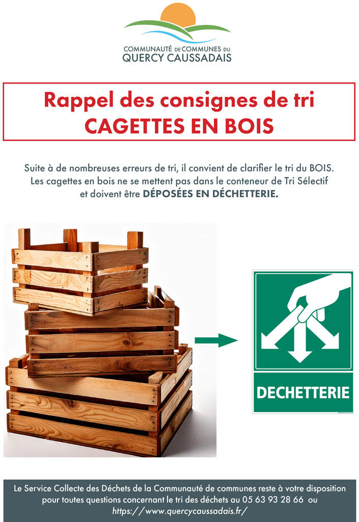Tas de cageots en bois