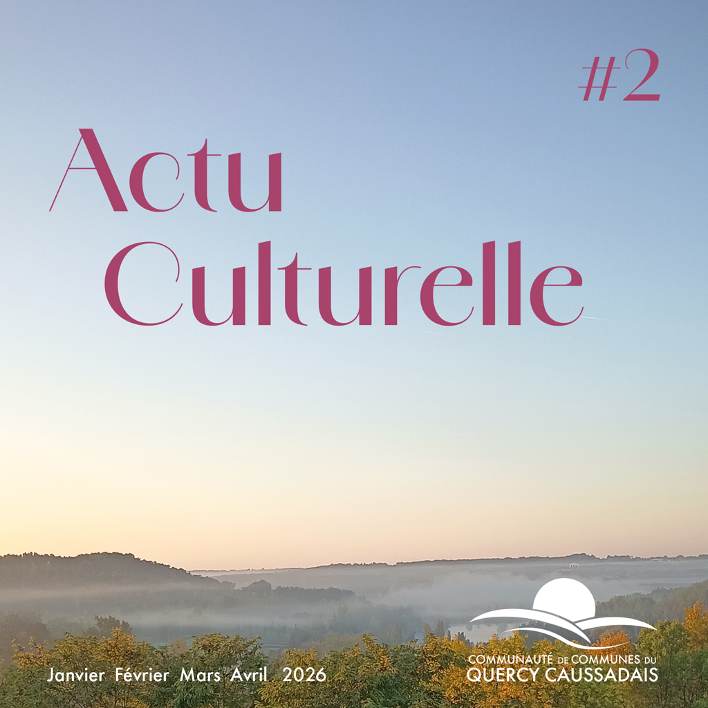 Paysage de campagne avec du brouillard