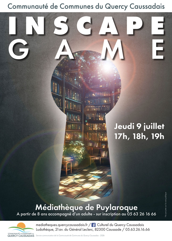 Vue d'une bibliothèque depuis un trou de serrure